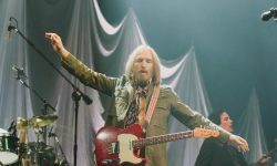 2015-gillardi-darkroom Tom_Petty1
